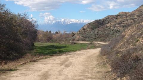 beginning of the trail san timoteo redlands